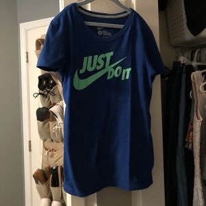 SOLD Nike tee